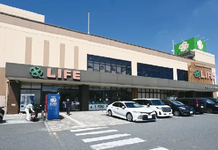 ライフ 上鶴間店